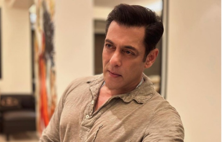 salman khan, salman khan house, firing near salamn house, salman khan's house galaxy apartment, gunshots outside salman khan house, सलमान खान के घर के बाहर फायरिंग,