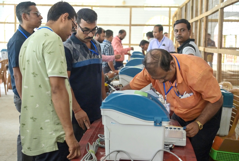 Lok Sabha Elections 2024: Voting on 96 Lok Sabha seats in 10 states