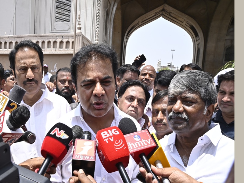 BRS opposes Congress plan to remove Charminar and Kakatiya dynasty arches from Telangana emblem