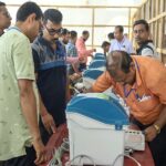 Election officials preparing to start voting (file photo)