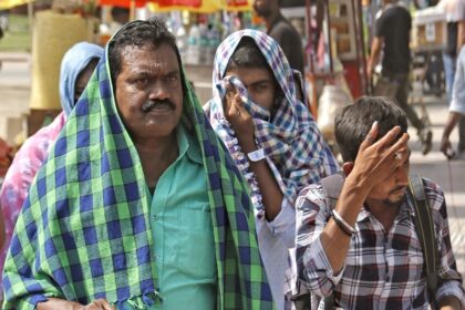 west bengal scorching heat broke 70 years record in Kolkata April 30 became hottest day of this season hooghly river kmc