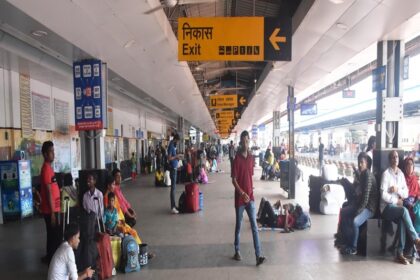 GST will not be levied on railway services and hostels like platform tickets announced in GST Council meeting