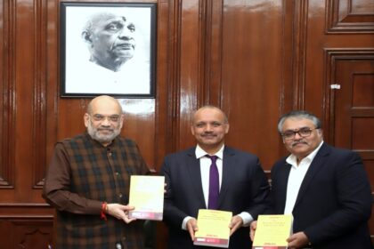 Union Home Minister Amit Shah releasing reference books on criminal justice laws (30 December 2023). Photo: @AmitShah/X