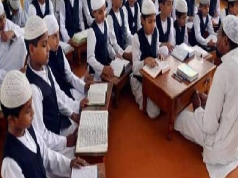 District Magistrates are pressurizing shift students from up unapproved madrassas to govt schools alleges Muslim Personal Law Board