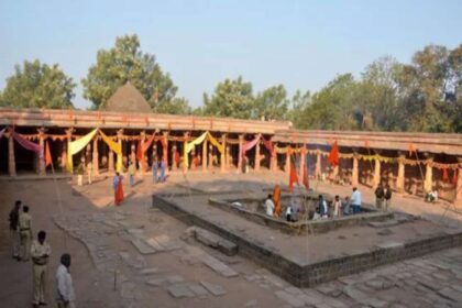 Madhya Pradesh: What is the history and controversy related to Bhojshala?