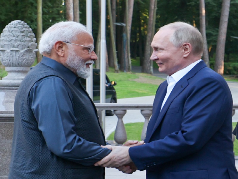 What has Ukrainian President Zelensky said on the meeting between PM Narendra Modi and Vladimir Putin?