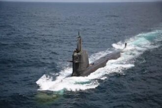 Amidst tension in Middle East usa deployed submarines equipped with missiles Abraham Lincoln carrier strike group also instructed to reach quickly