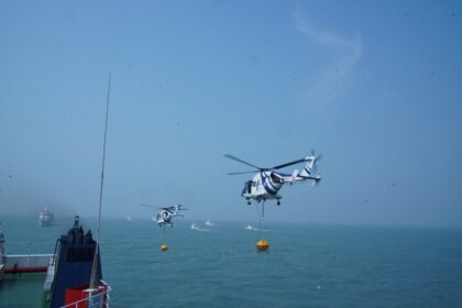 Indian Coast Guard Advanced Light Helicopter ALH makes emergency landing in Arabian Sea Gujarat rain 3 members including pilot missing