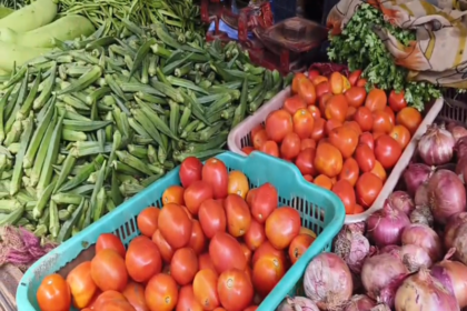 Farmers get one-third of the price of vegetables and fruits rest is captured by middlemen and retailers claims RBI study