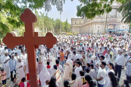 Huge protest against alleged controversial statement of former RSS Goa President Subhash Velingkar know whole matter