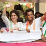 Nagpur: Congress General Secretary Priyanka Gandhi Vadra during a road show to campaign for party candidate Rushikesh Shelke from Central Nagpur Assembly Constituency in Nagpur on Sunday, November 17, 2024. (Photo: IANS/Chandrakant Paddhane)