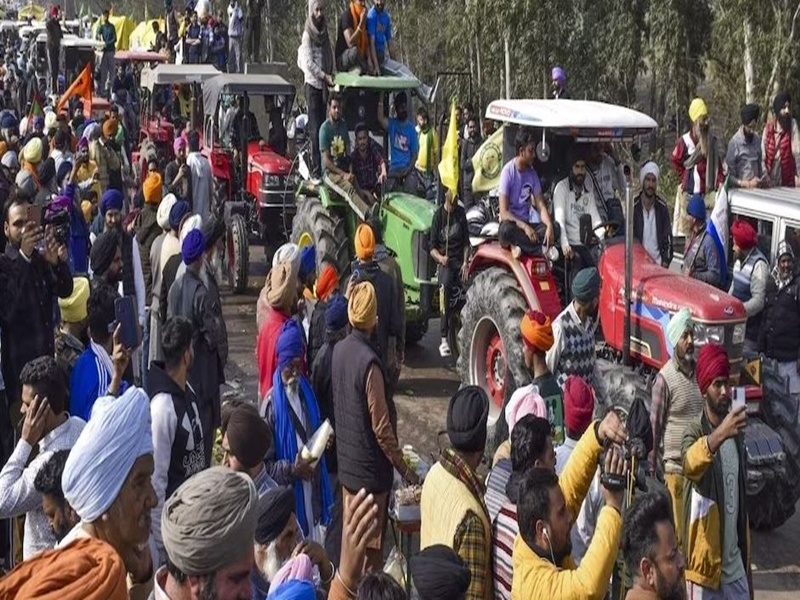 A group of 101 farmers marched towards Delhi from Shambhu border, Haryana Police released tear gas to stop them