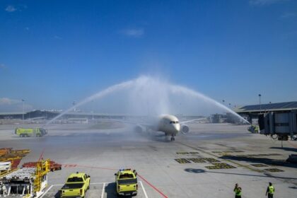 China is building the world's largest artificial-island airport Dalian Jinzhouwan International