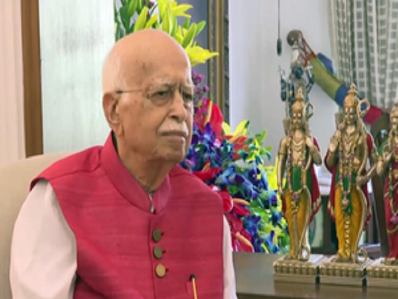 Lal Krishna Advani admitted to Apollo Hospital