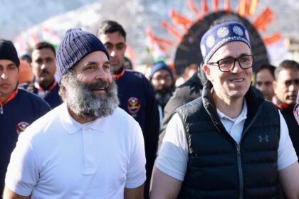 jammu and kashmir cm Omar Abdullah termed Congress's stand wrong on issue of EVM said - respect the mandate