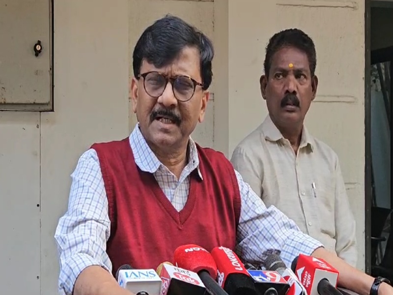 shivsena ubt leader Sanjay Raut indicated Shiv Sena can contest Mumbai BMC elections alone