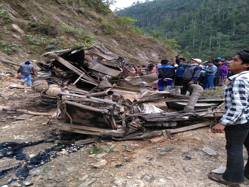 Army vehicle crashes in Bandipora, Jammu and Kashmir, 3 soldiers killed