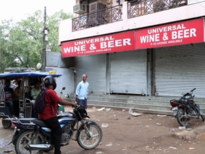 Delhi Assembly Election, liqour shop, delhi, bjp, congress, aap