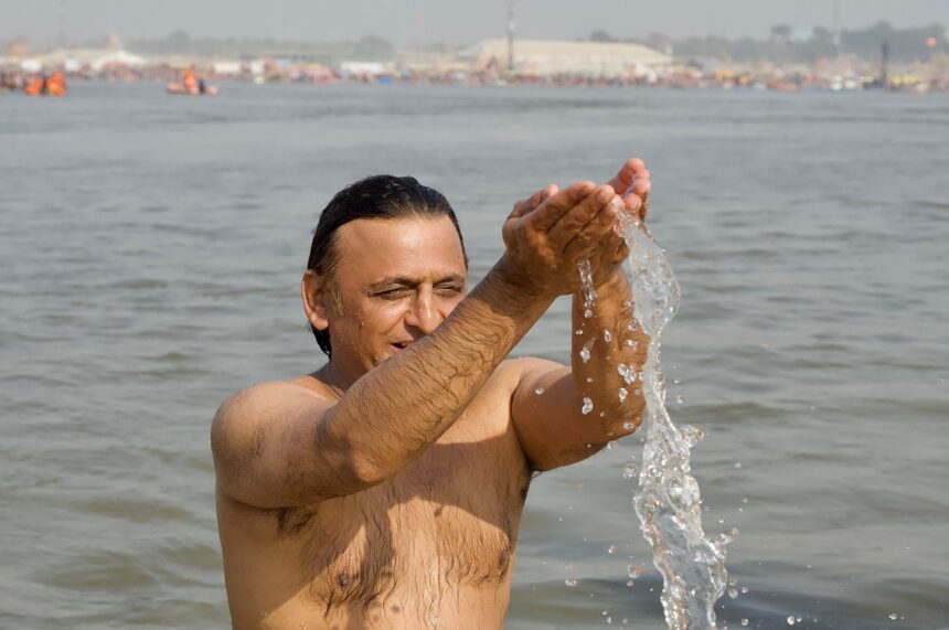 AKhilesh Yadav, mahakubh 2025, prayagraj