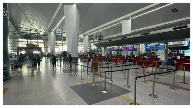 8HHwHF7KRUTTBntzEnfG