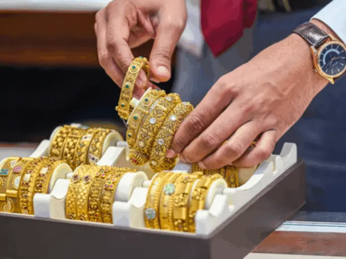 uttarakhand kandhar village impose limit on gold jewelry to married woman