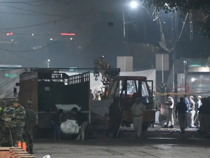 NIA investigate Delhi blast, Delhi blast, Delhi red fort blast