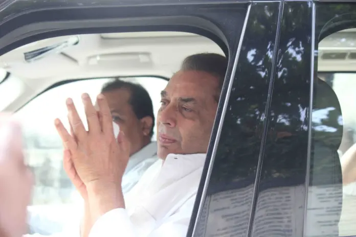 Dharmendra, Dharmendra health, Dharmendra hospital discharge, Bollywood actor recovery, Esha Deol statement, Bobby Deol, Sunny Deol update, धर्मेंद्र डिस्चार्ज,